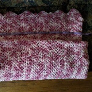 Crochet, lace pattern, scallope edge, pink afghan/throw/wrap/blanket, handmade
